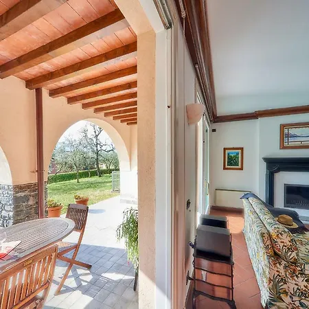 Villa Breezeway *