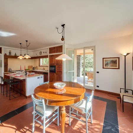 Breezeway Villa Lierna