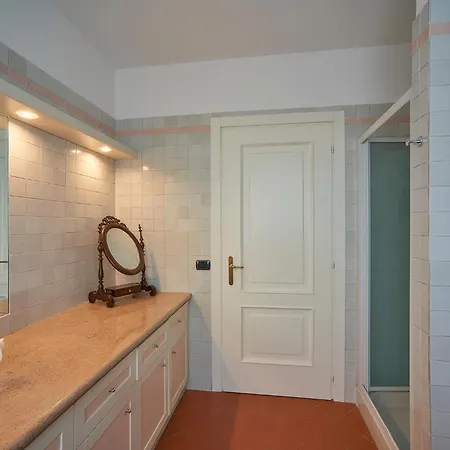 Breezway Villa Lierna